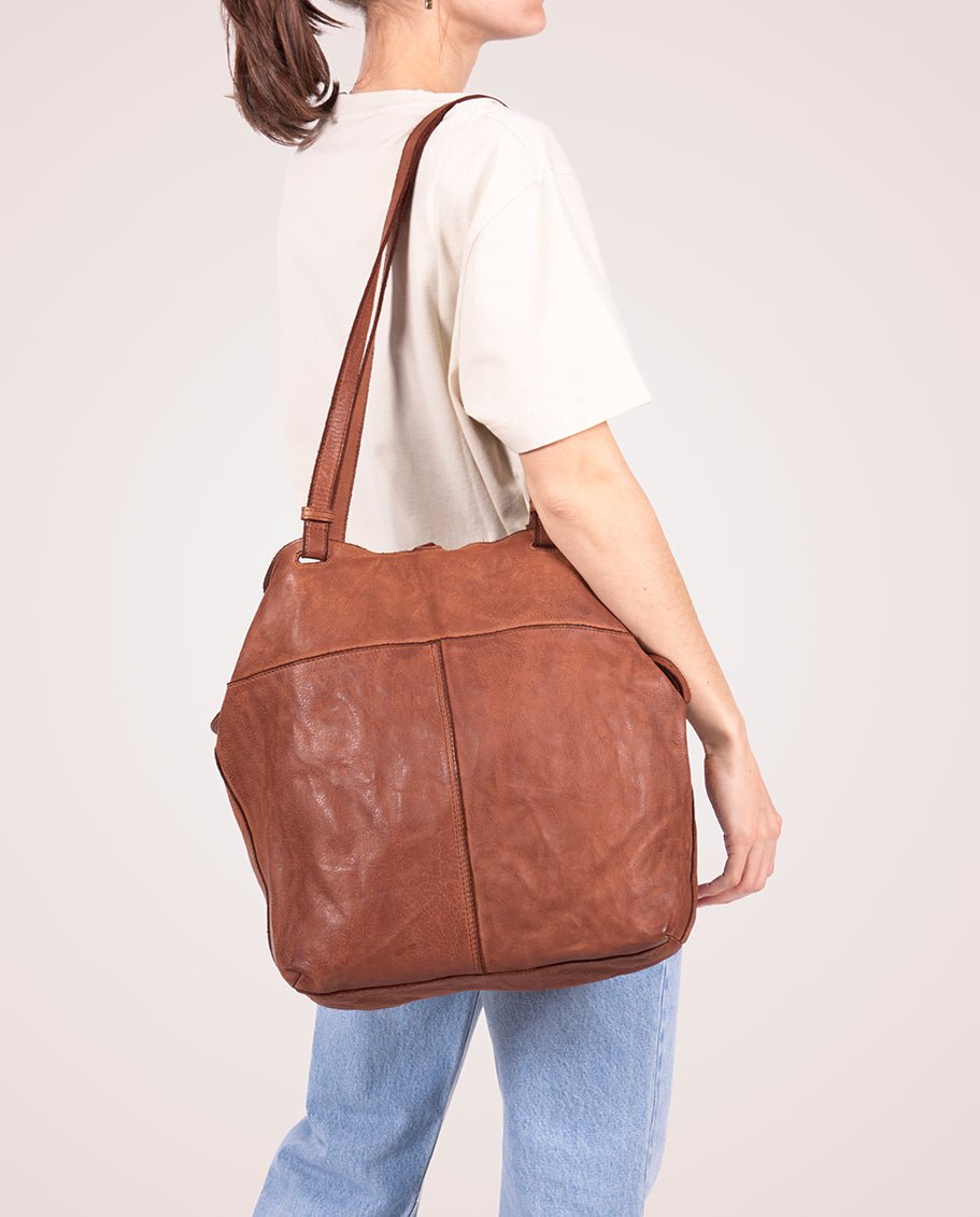 Submarine Shopper twin upend