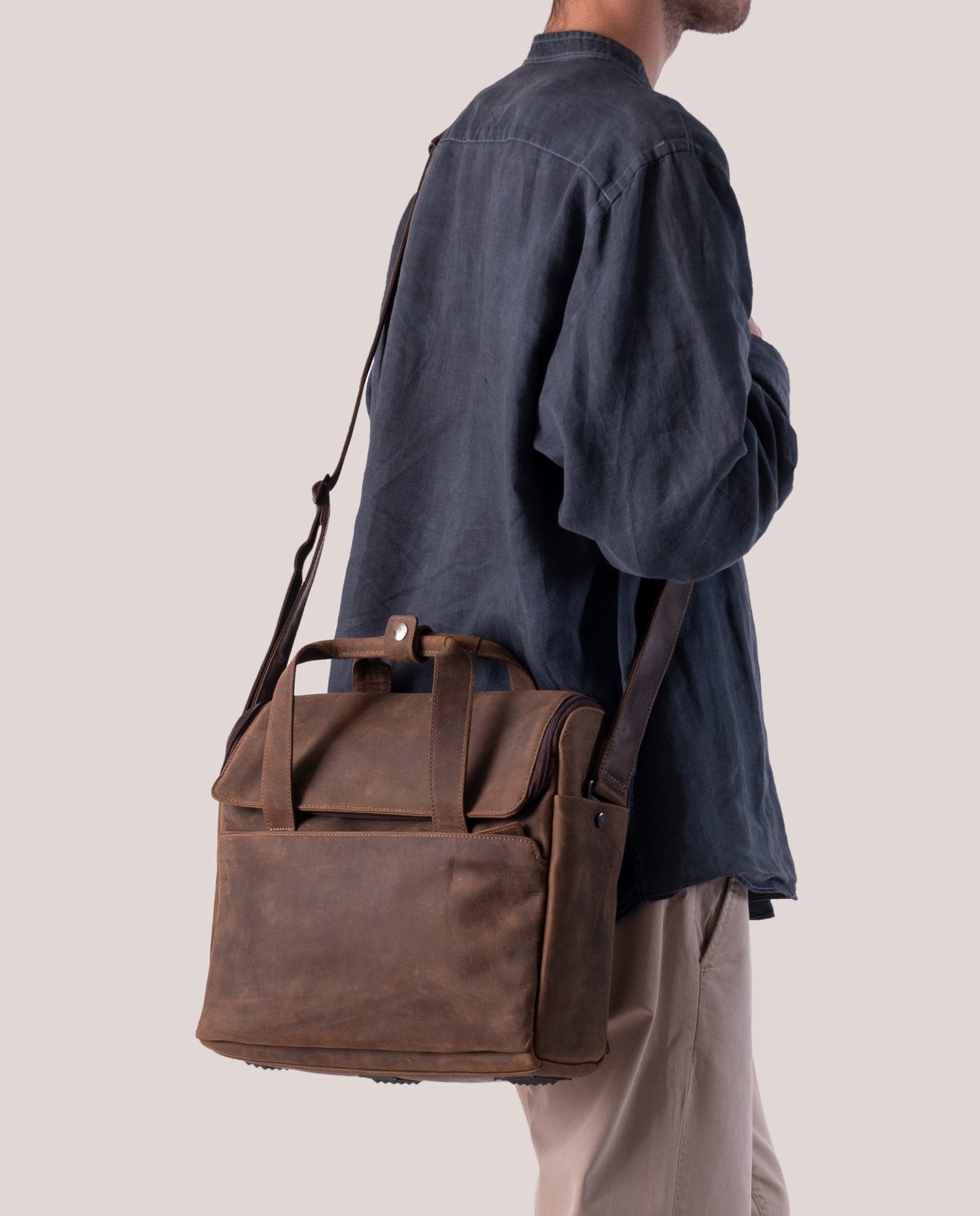 2in1 Notebookbag for 15 inch with shorthandle