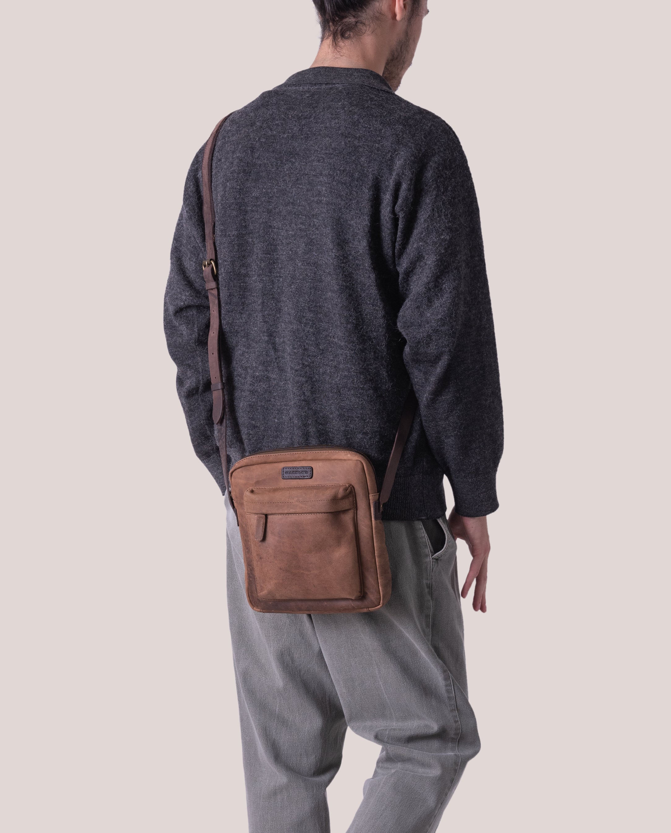 Antic Crossbag