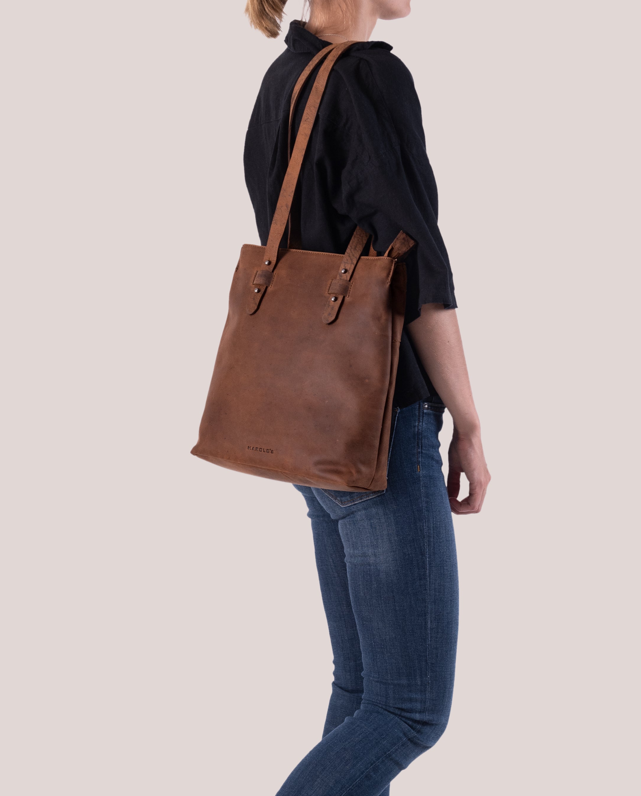 Antic Twin-Shopper upend