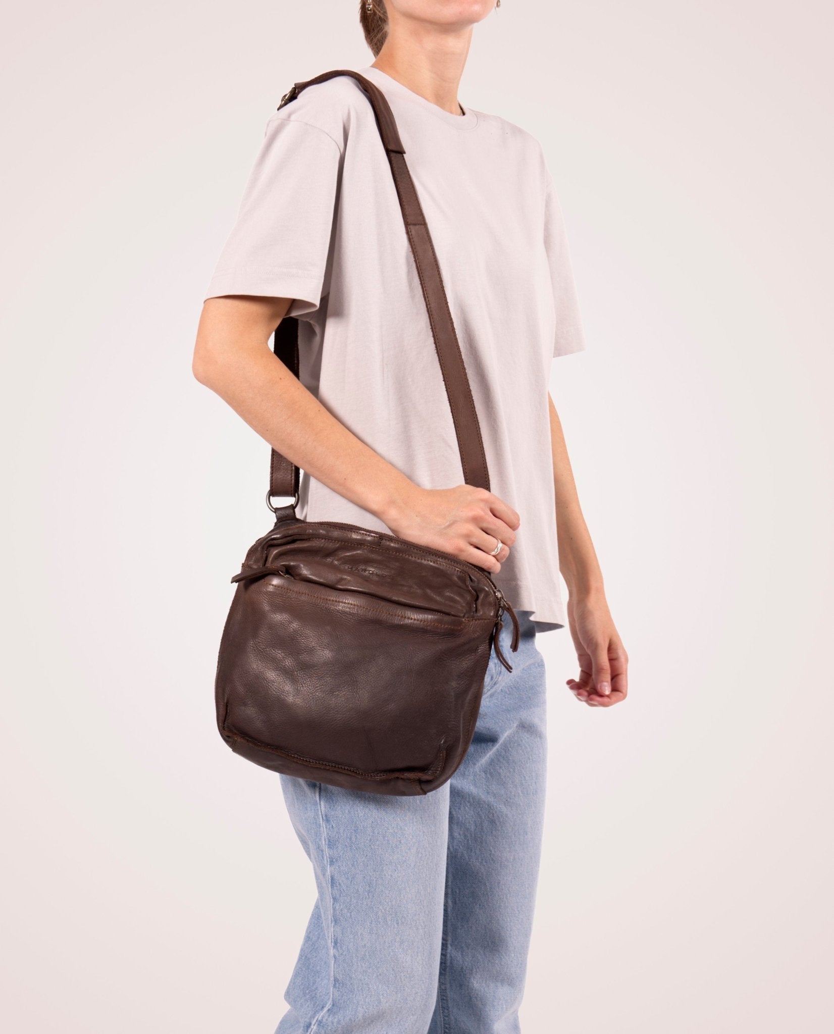 Submarine Crossbag zip