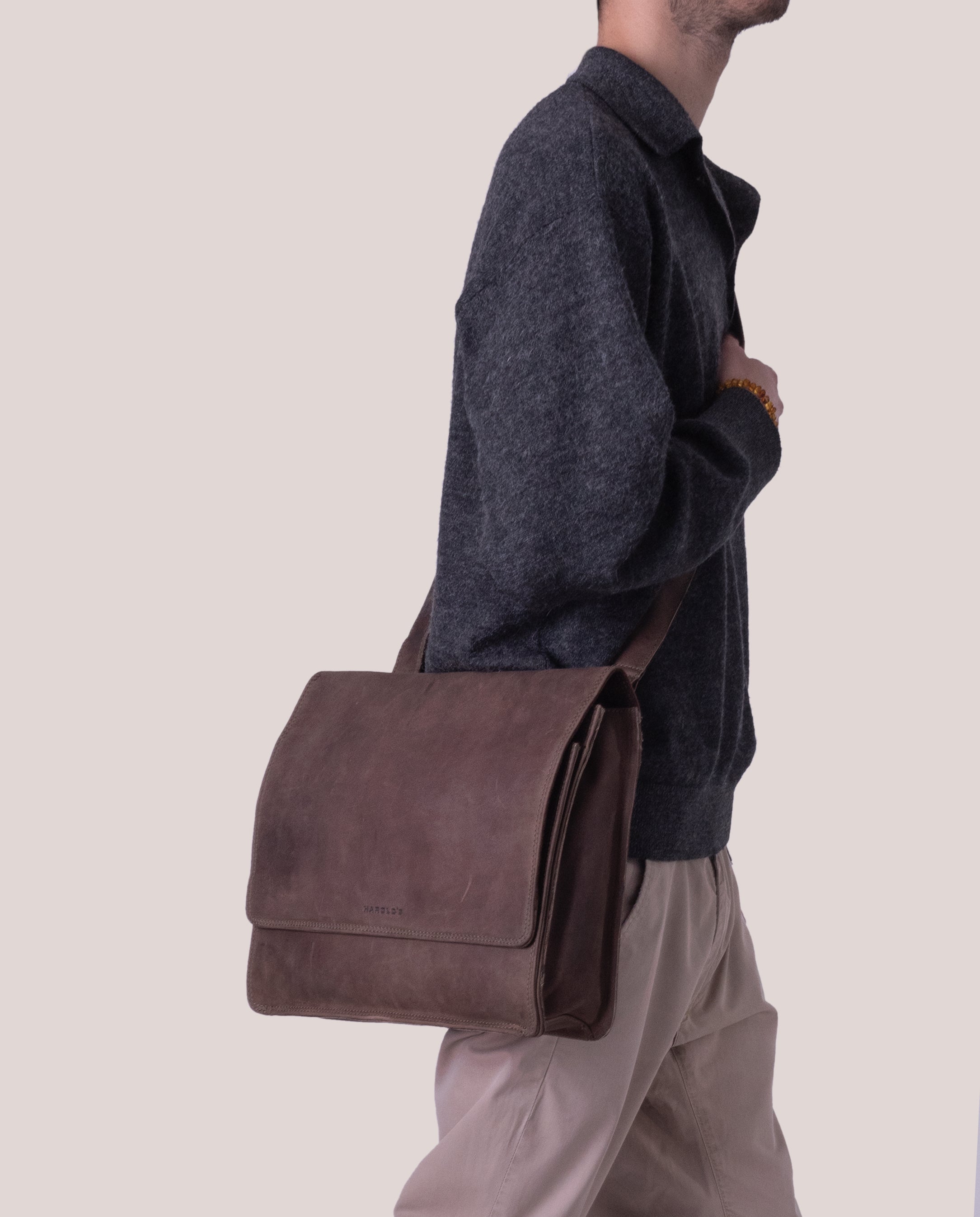 Antic Notebookbag