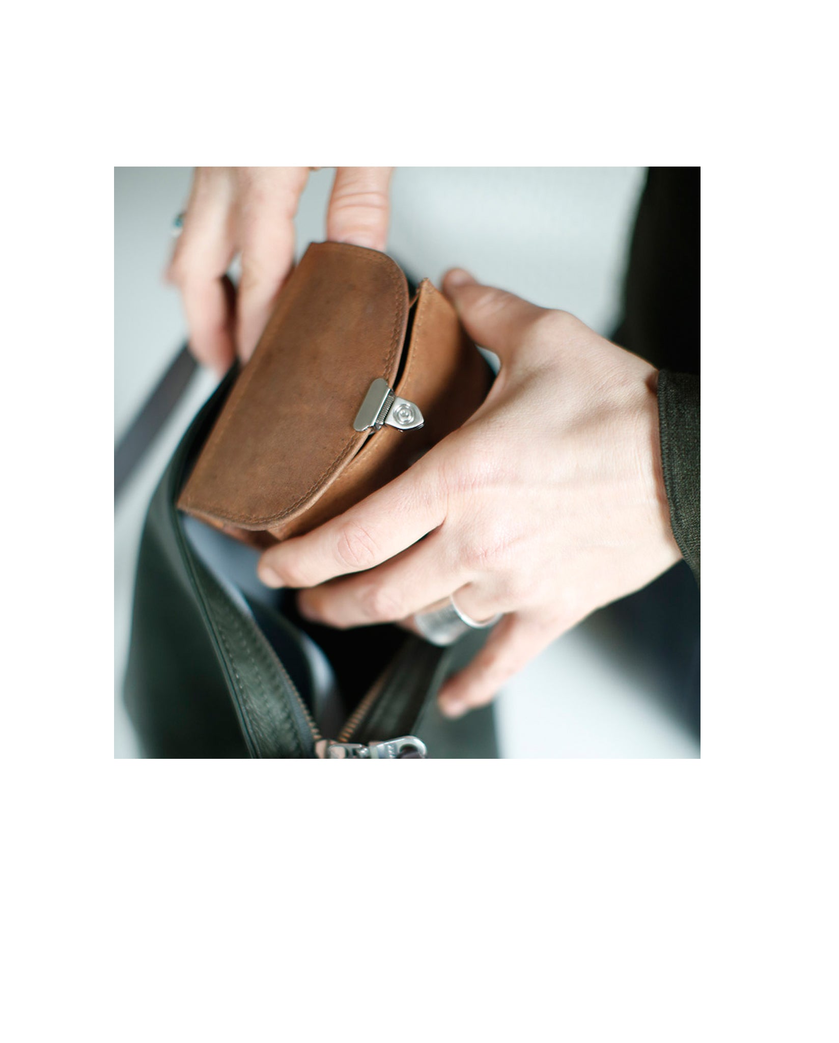 Antic Wallet