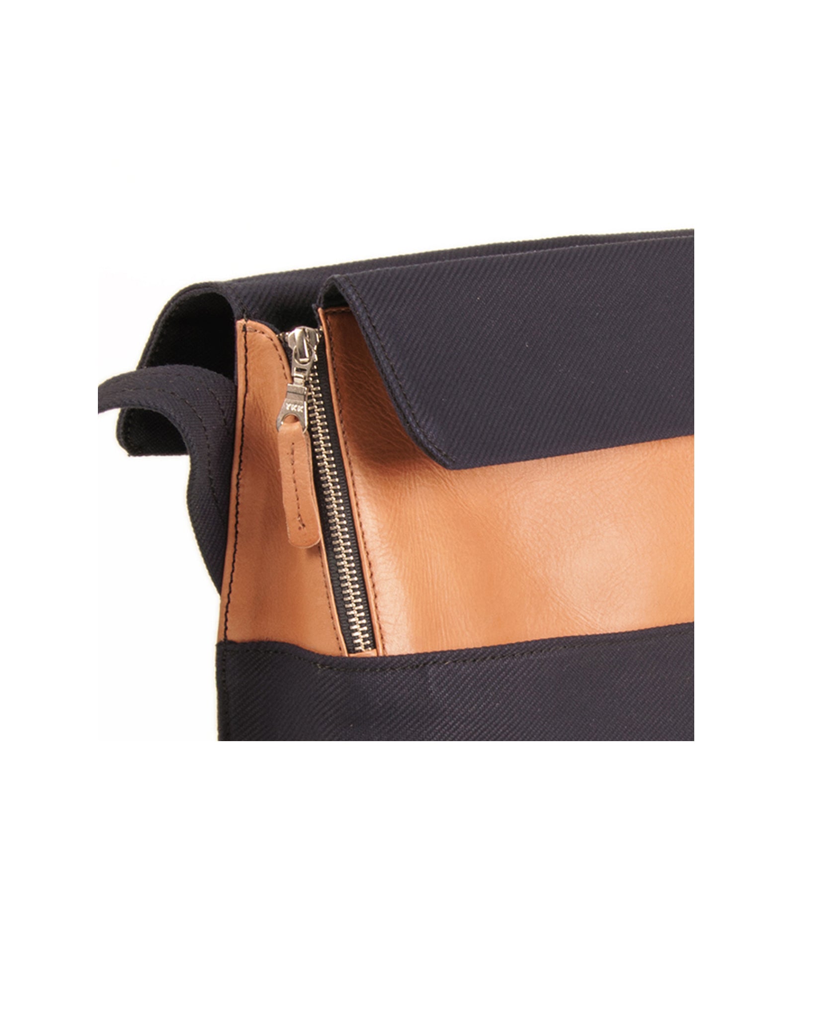 mailbag Messenger up end M 